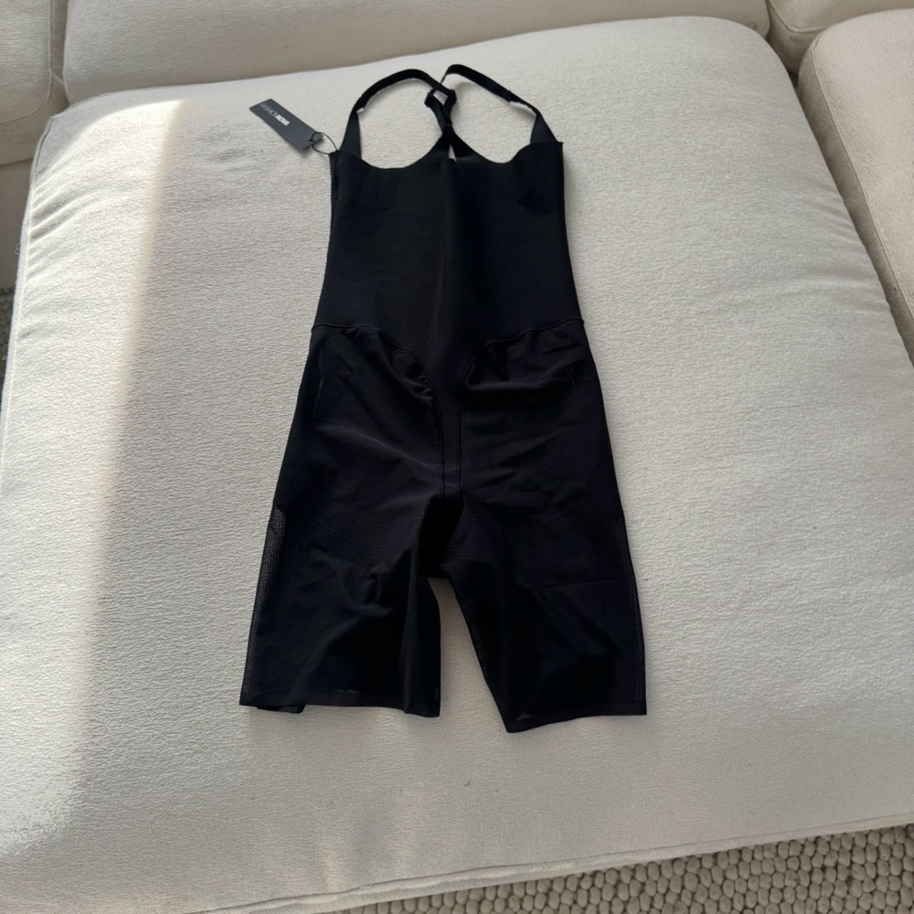 ✨ Fashion Nova Power Mesh Butt Lifting Shapewear Bodysuit – NWT ✨ - Picture 6 of 6